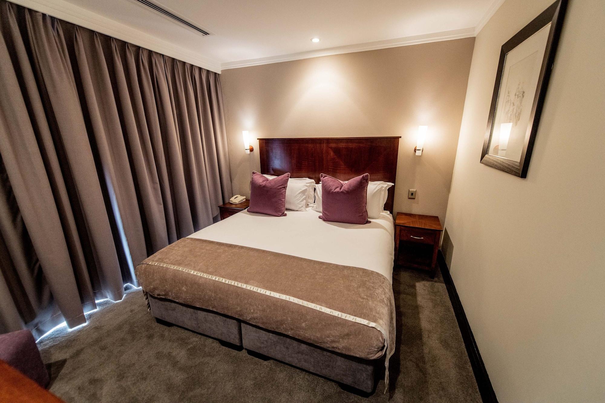 Raphael Suites Йоханнесбург Экстерьер фото