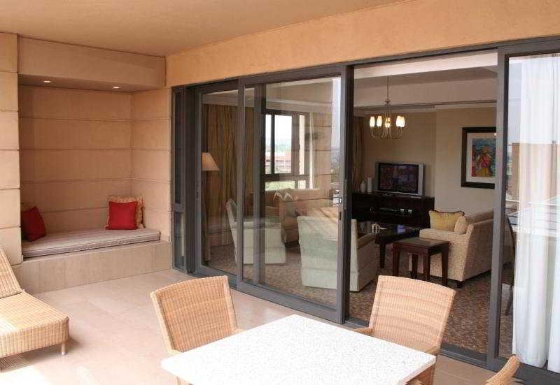Raphael Suites Йоханнесбург Экстерьер фото